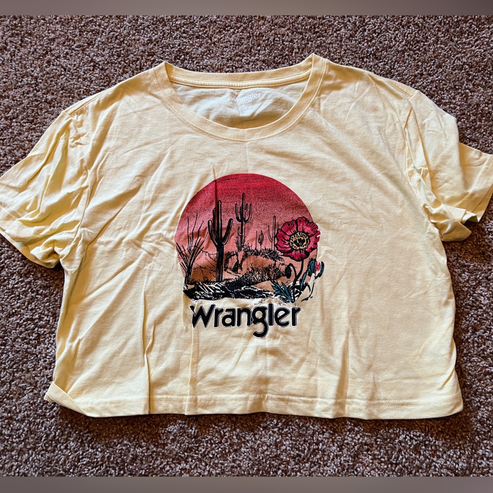 Wrangler Crop Top Size M